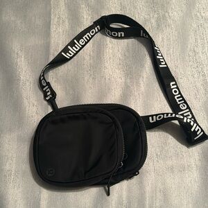 Lululemon Everywhere Belt Bag